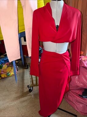 Red Two-Piece Skirt Set - Elegant Draped Crop Top & High-Waist Skirt